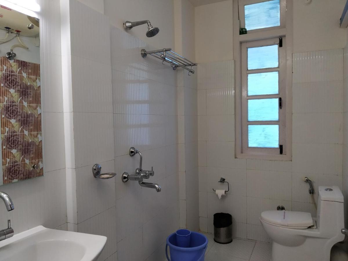 Hotel Sc Continental Itānagar Екстериор снимка